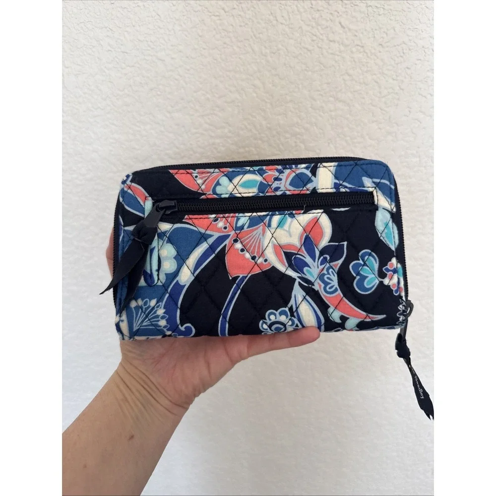 Vera Bradley Turn-Lock Wallet Zip Around Blue